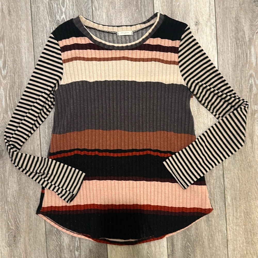 Long sleeve striped top
